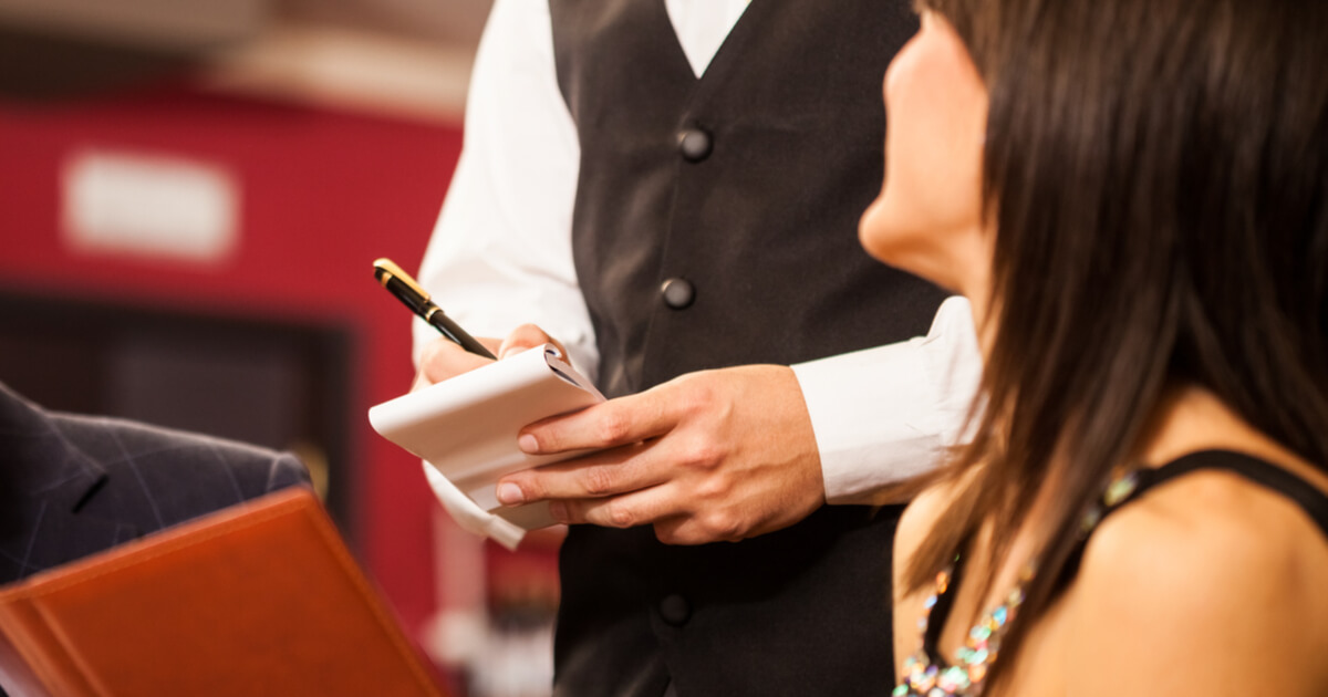 飲食店 メニュー 制作 集客