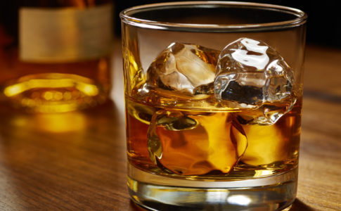 ウイスキー ロック