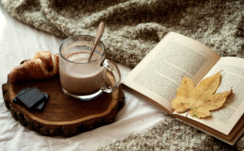 読書　初心者　秋