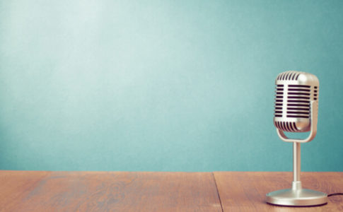 ラジオ配信で活躍する方法！youtube・podcastで自分の声を届けよう